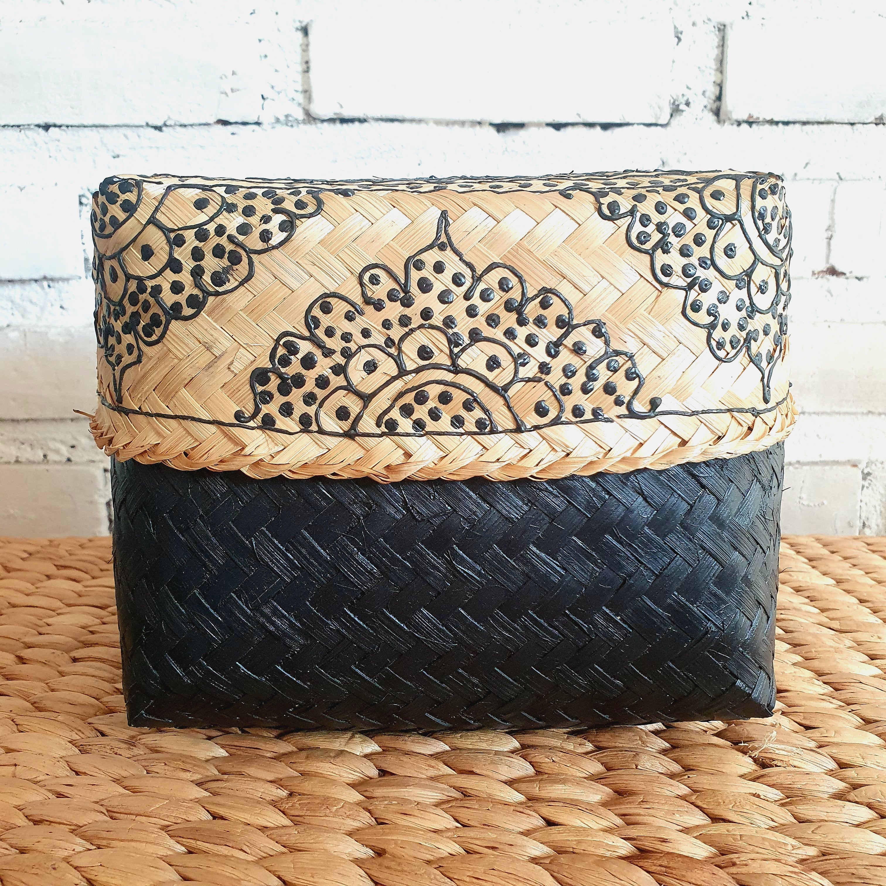 Handwoven Rattan Storage Box with Printed Lid｜Boho Bamboo Organizer｜Natural Decorative Basket with Lid
