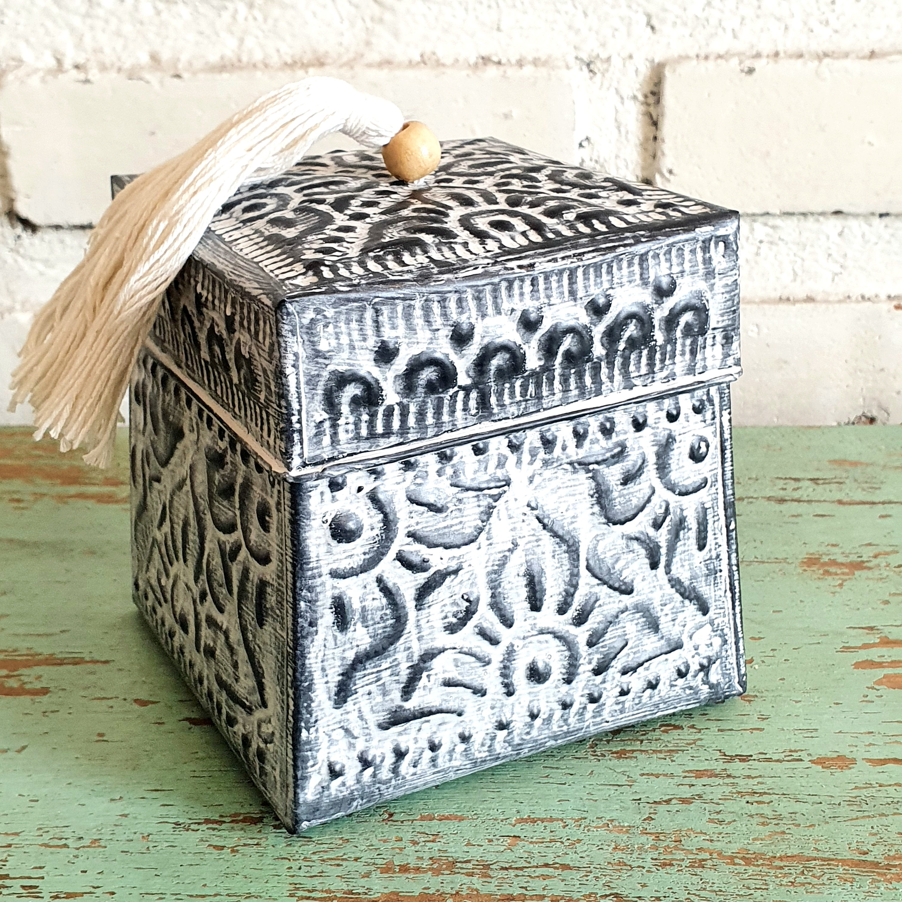 Embossed Tassel Square Storage Box Set of 3｜Handcrafted Vintage Organizer｜Boho Chic Decorative Boxes for Home