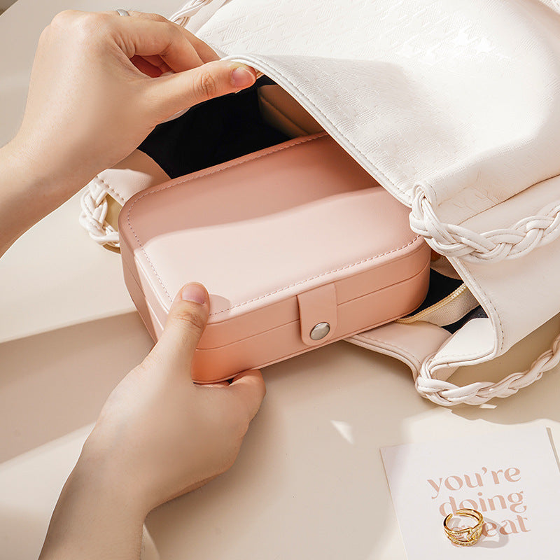 Portable Leather Jewelry Organizer Box｜Elegant Pink Travel Jewelry Case with Compartments for Earrings, Rings & Necklaces