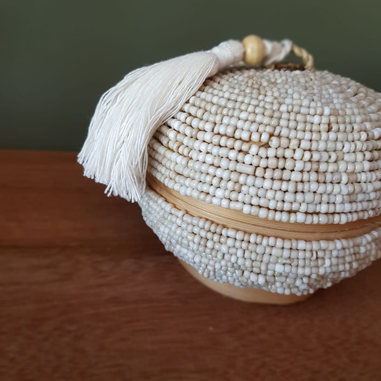 Handwoven Round Tassel Rattan Storage Box｜Boho Natural Wicker Organizer｜Decorative Small Keepsake Box (4 Colors Available)