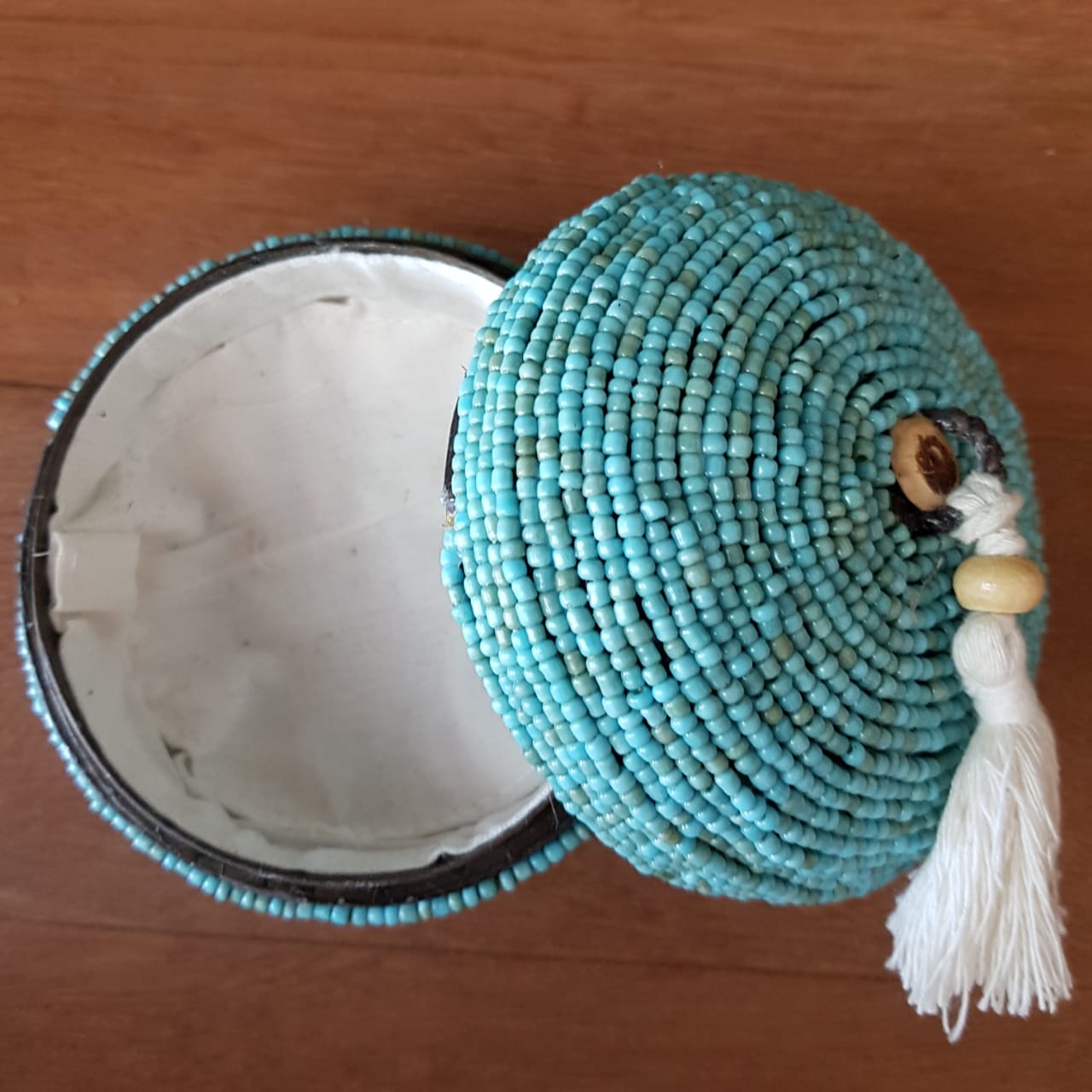 Handwoven Round Tassel Rattan Storage Box｜Boho Natural Wicker Organizer｜Decorative Small Keepsake Box (4 Colors Available)