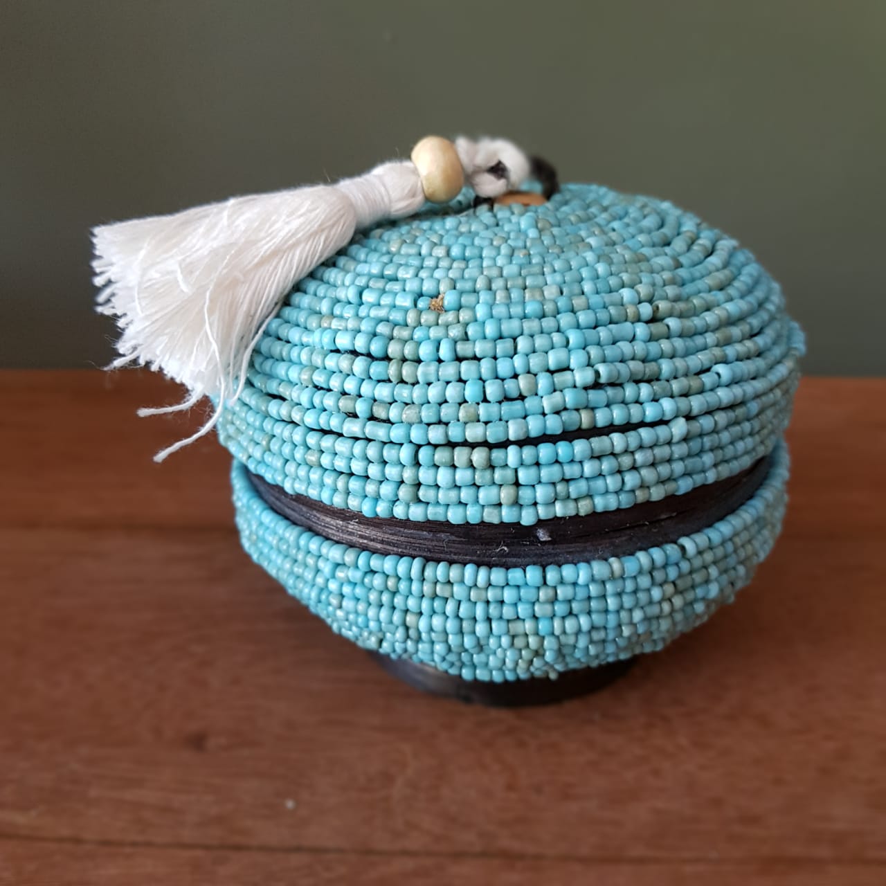 Handwoven Round Tassel Rattan Storage Box｜Boho Natural Wicker Organizer｜Decorative Small Keepsake Box (4 Colors Available)