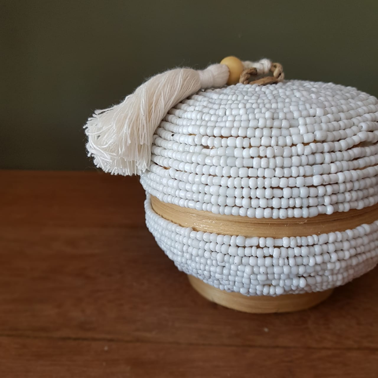 Handwoven Round Tassel Rattan Storage Box｜Boho Natural Wicker Organizer｜Decorative Small Keepsake Box (4 Colors Available)
