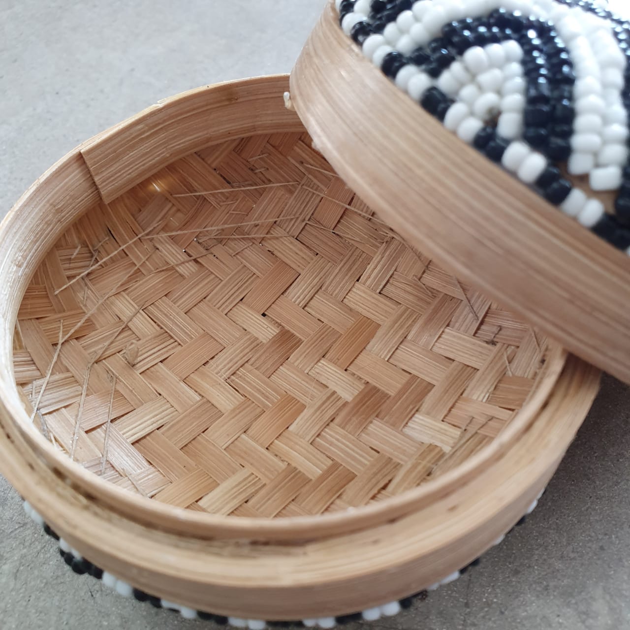Handwoven Bamboo Beaded Storage Box｜Boho Black & White Round Jewelry Holder｜Natural Bamboo Decorative Organizer