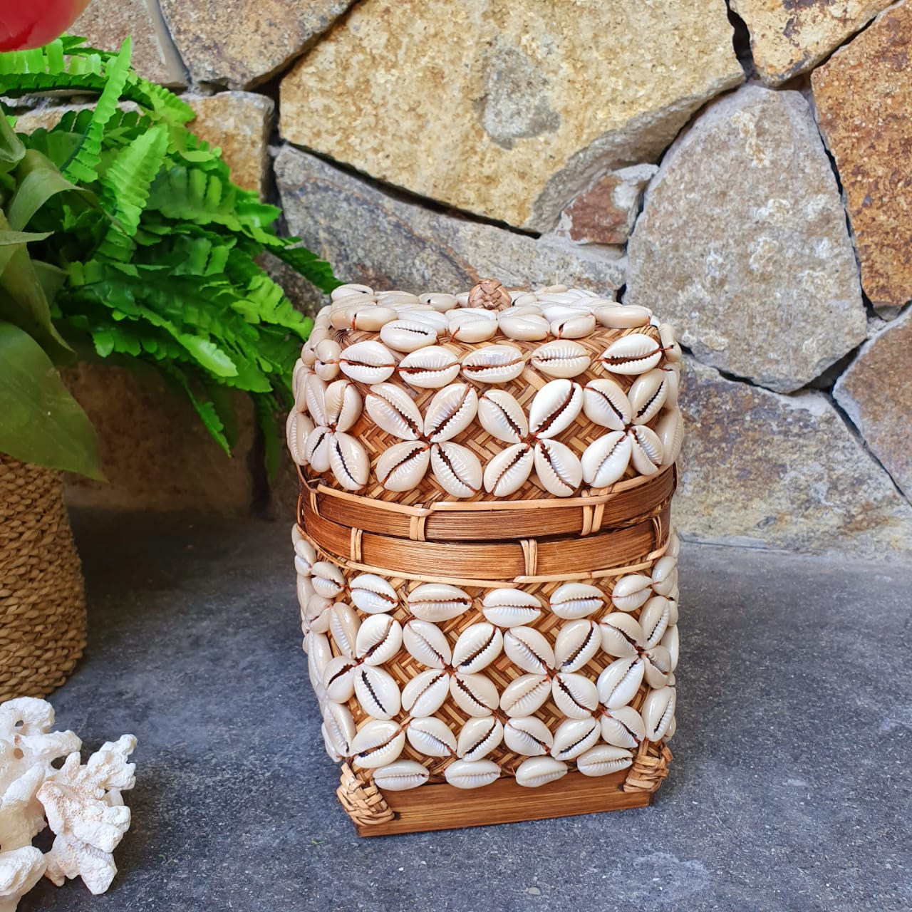 Handwoven Square Shell Storage Box Set of 2｜Boho Rattan Organizer｜Natural Decorative Basket for Home & Jewelry Storage
