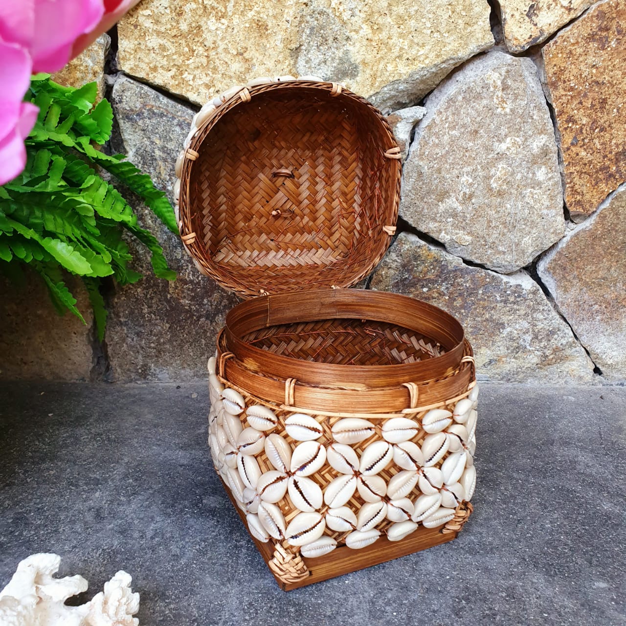 Handwoven Square Shell Storage Box Set of 2｜Boho Rattan Organizer｜Natural Decorative Basket for Home & Jewelry Storage