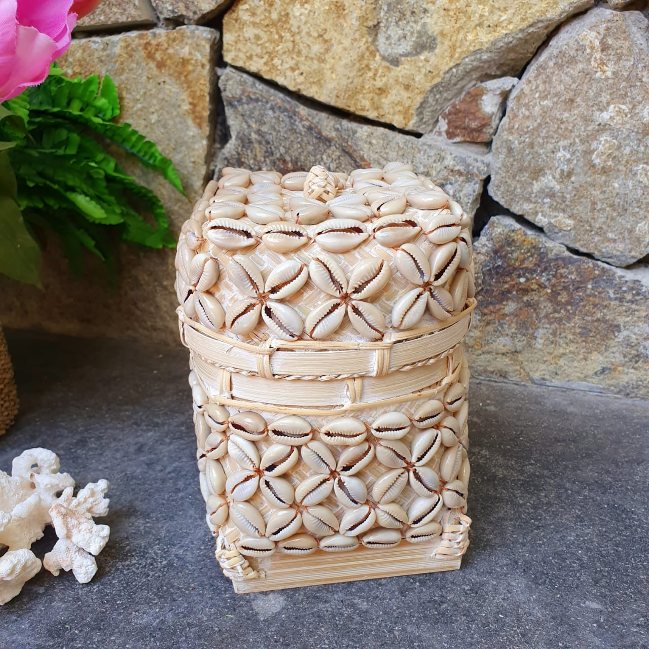 Handwoven Square Shell Storage Box Set of 2｜Boho Rattan Organizer｜Natural Decorative Basket for Home & Jewelry Storage